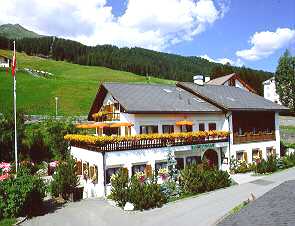 Hotel Engiadina